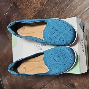 Earth Origins Faye size 10 in Teal